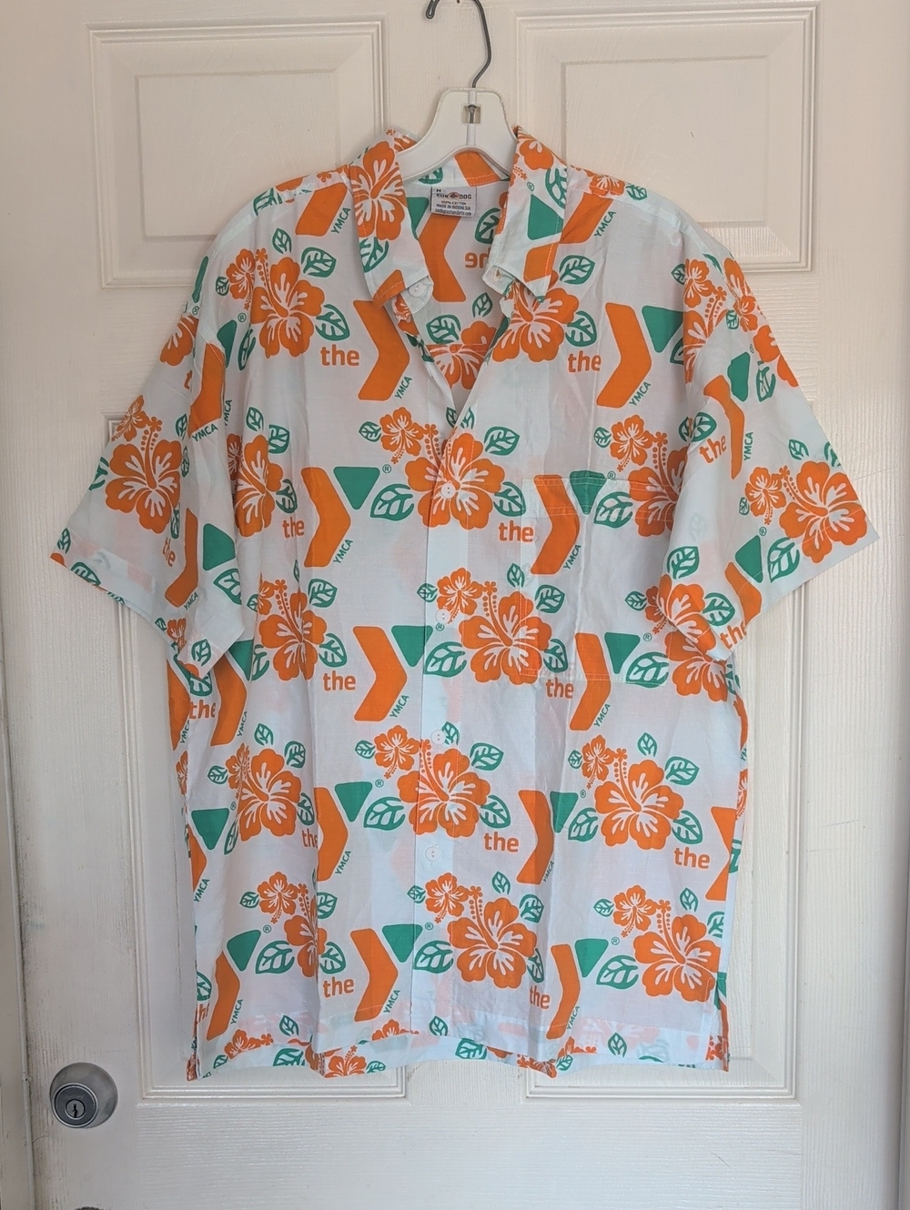 YMCA The Y Short Sleeve Collar Polo Men M 100 % Cotton Button Front